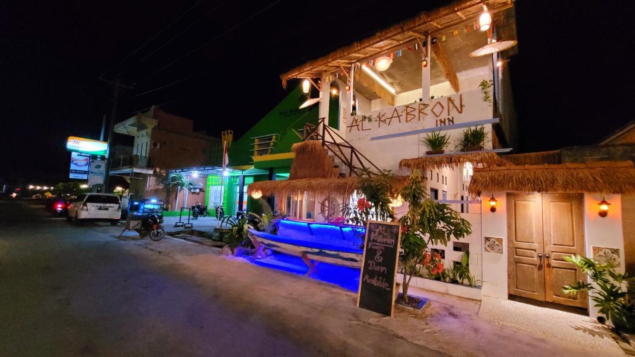 Al Kabron Inn Karimunjawa Buitenkant foto